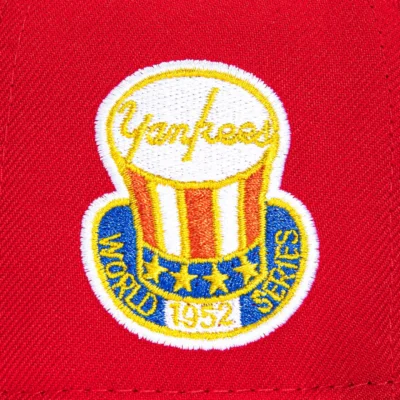 AMUSEMENT PARK NEW YORK YANKEES 1952 WORLD SERIES PATCH SCRIPT HAT