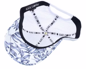Island Luck 31 White Trucker - Black Clover