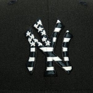 NEW YORK YANKEES 2000 WORLD SERIES CHAMPIONS PATCH FLAG HAT