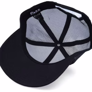 Black Sustainable Trucker - Park
