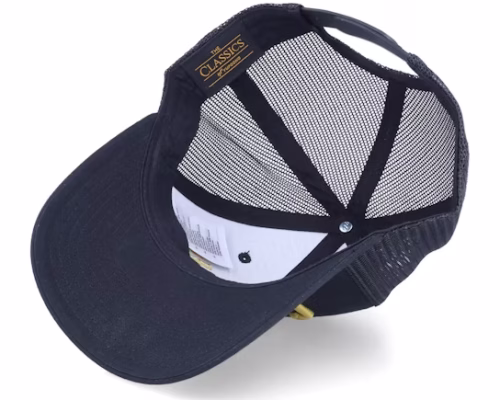 Captain 3D Black Trucker - Iconic