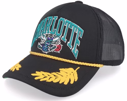 Charlotte Hornets Gold Leaf Vintage Trucker - Mitchell & Ness