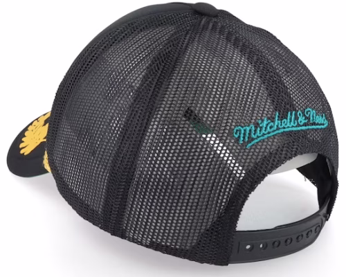 Charlotte Hornets Gold Leaf Vintage Trucker - Mitchell & Ness