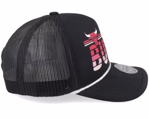 Chicago Bulls Graded Black A-frame Trucker - Mitchell & Ness
