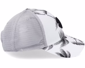 Island Luck 9 WhiteBlack Trucker - Black Clover