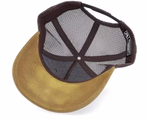 Nature Mountain Scenery Hawthorne Brown Trucker - Wild Spirit