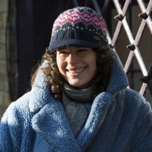 Fair Isle Peaked Beanie Hat - Navy-Pink
