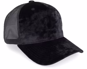 Yin Yang Velvet BlackBlack A-frame Trucker