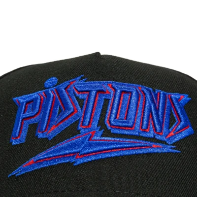 NEW ERA 9FORTY A-FRAME BLACK DOME DETROIT PISTONS LOGO PATCH 1978 WORD SNAPBACK HAT