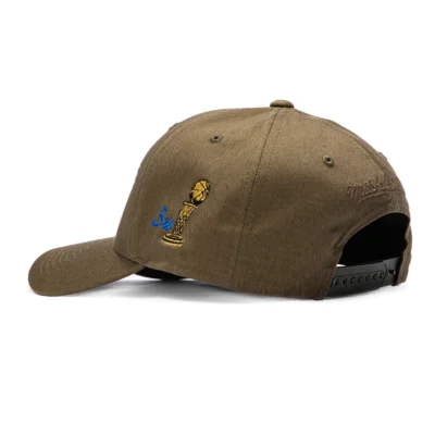 MITCHELL & NESS NEW YORK KNICKS 3X NBA CHAMPIONS PATCH SCRIPT SNAPBACK HAT