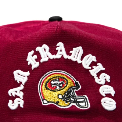 NEW ERA 19TWENTY SAN FRANCISCO 49ERS NFL LOGO PATCH SNAPBACK PRE-CURVED HAT
